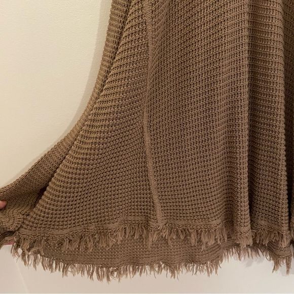 Wishlist Cold Shoulder Sweater - Small/Medium - Picture 8 of 8